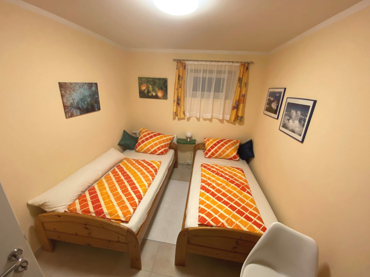 Gästezimmer mit 2 Betten